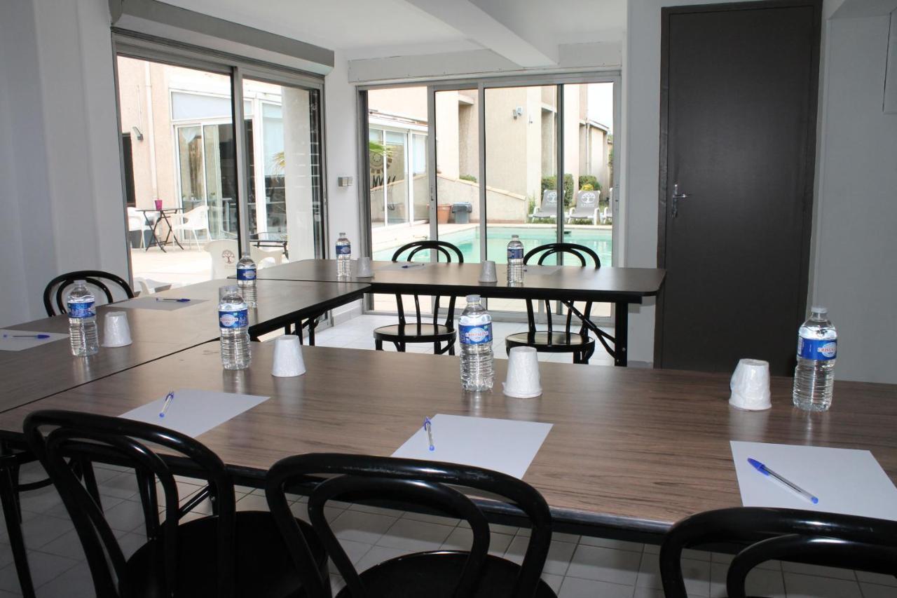 Adonis Arc Aix Hotel 3*
