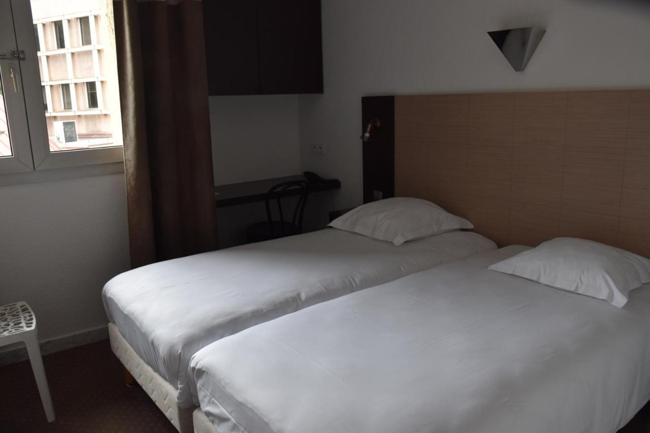 Adonis Arc Aix Hotel
