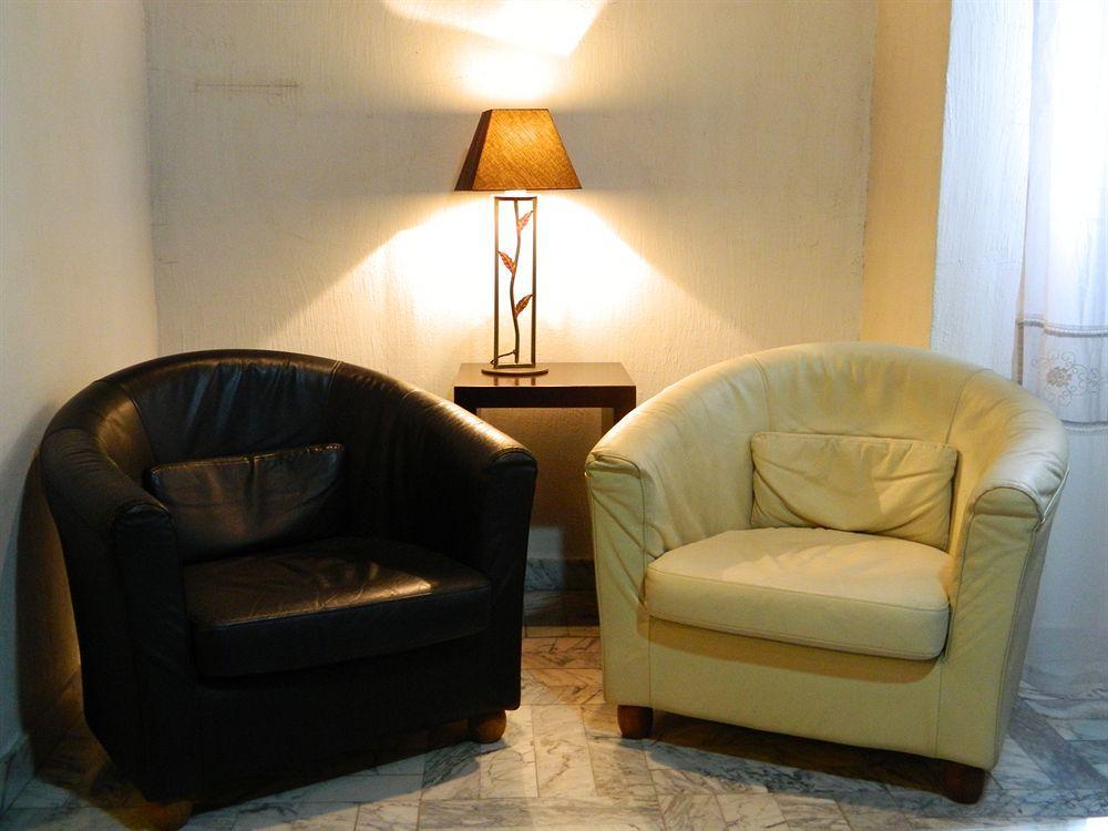 Hotel Adonis Arc Aix 3*